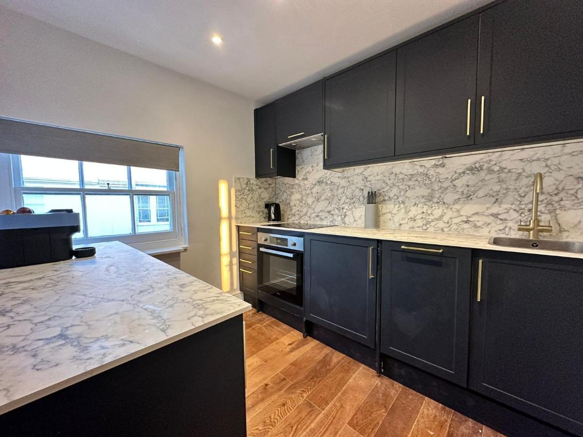 Funky 1 Bedroom Apartment Next To The Sea Brighton Bagian luar foto