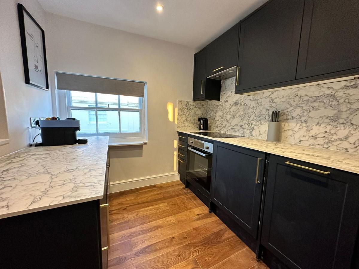 Funky 1 Bedroom Apartment Next To The Sea Brighton Bagian luar foto